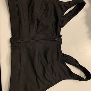 Front Zip XL Sports Bra - Adjustable Straps- NEW